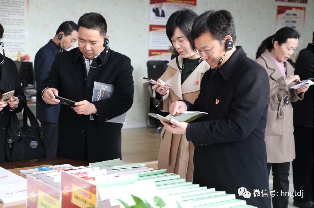 https://mmbiz.qpic.cn/mmbiz_png/vyu2fulvsfdx7lxdkpbfwboypgxibibnklcraqnceyyyx6fzf4iagh4znsaeiac0l26mia2vmcklwicc7eridzpkhayg/640?wx_fmt=png